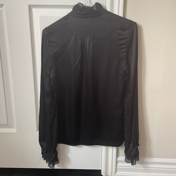 Diane Von Furstenberg blouse - Picture 5 of 6